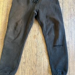 Essential Pants 