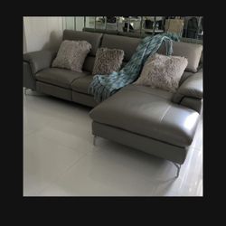 Leather Sofa  Recliner With Chaise 