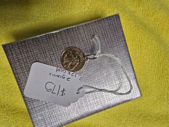 Gold coin