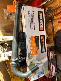 Gutter Pro blower attachment for cleaning gutters. Like New. Should Fit Almost Any Blower.