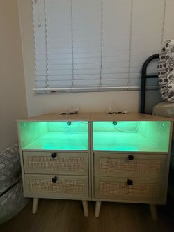 Night stands (set of 2)