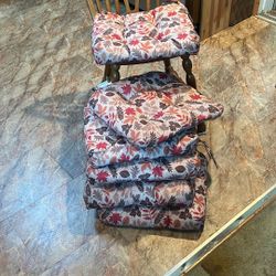 6 Thick Chair CUSHIONS 15101 $15/all