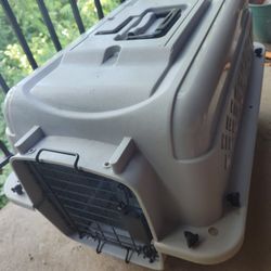Pet carrier, used twice, like new