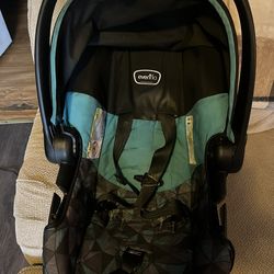 Like New Condition Infant Car Seat