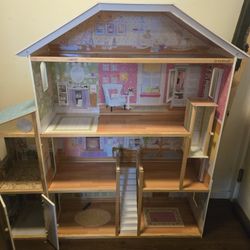 Kid Kraft Wooden Dollhouse