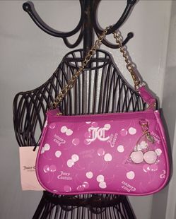 Juicy Couture Wristlet purse