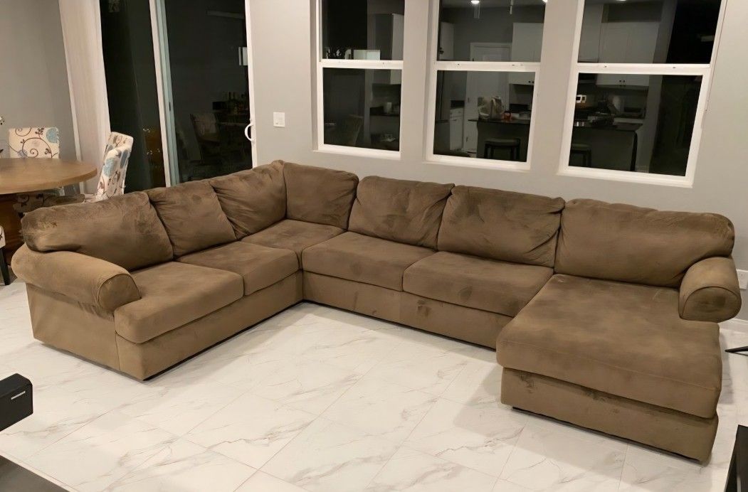 Large Microfiber Sectional + DELIVERY