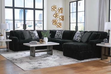 Dark Grey/ Charcoal 4-Piece Sectional with Chaise