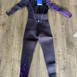 Women’s 3mm Wetsuit Size 8