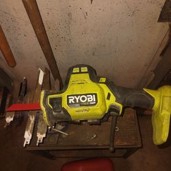 Ryobi HP 18 volt one-handed hack saw