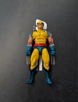 Marvel Legends 1st Appearance Wolverine (Hulk 2pack)