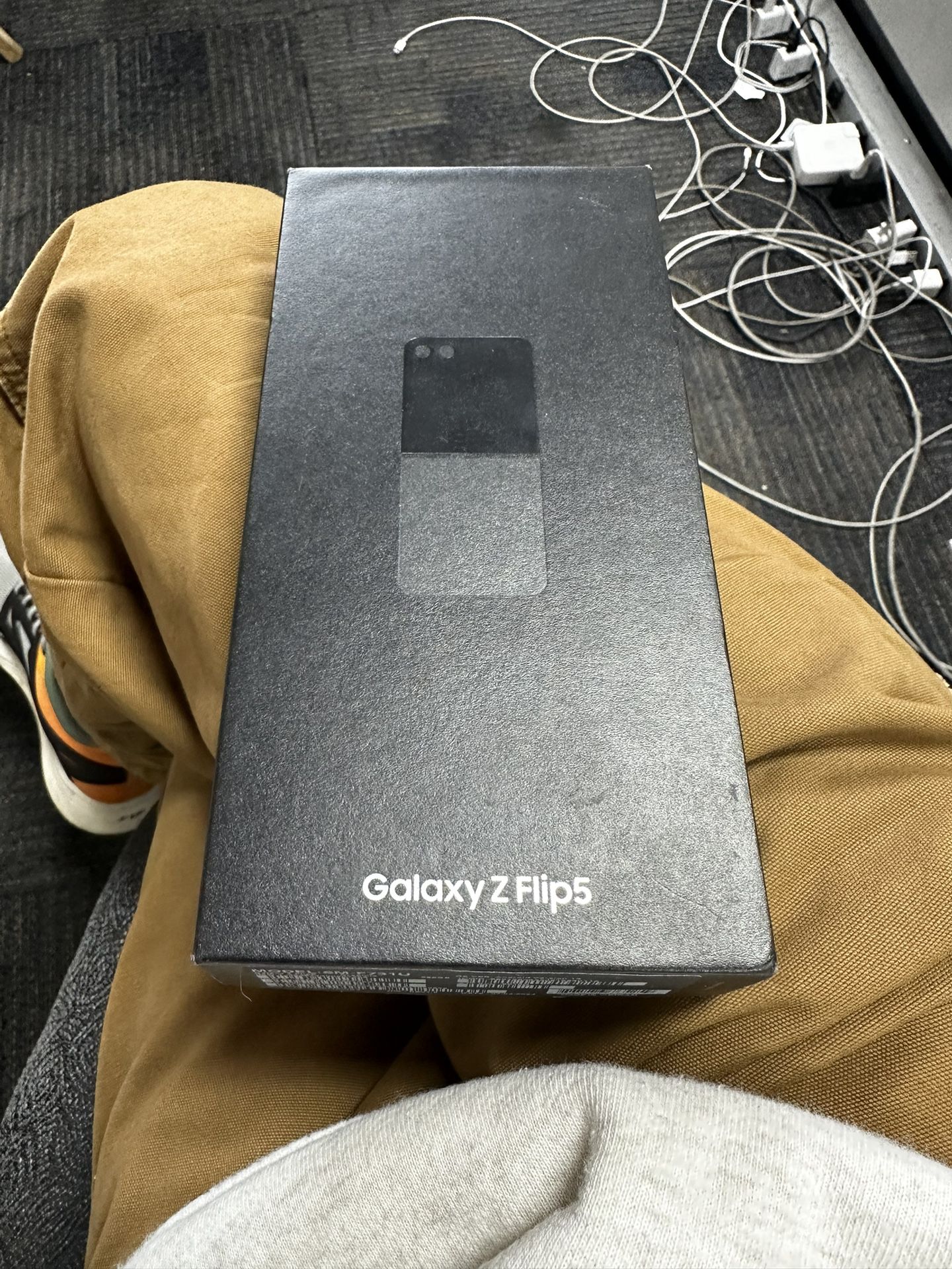 Samsung Galaxy Z Flip 5 256gb AT&T