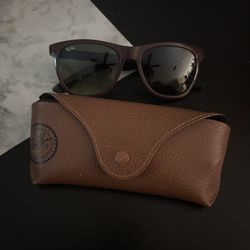 Ray-Ban New Wayfarer (RB2132)