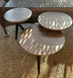 3 Tiered Round Wood Grain Accent Table with Black Legs.  Read description 1st