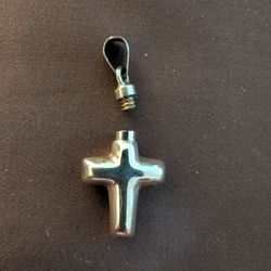 Crucifijo De Plata Y A LA Vez Botella