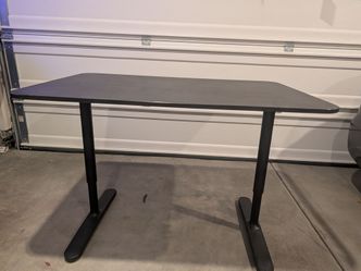 Ikea Bekant adjustable height desk