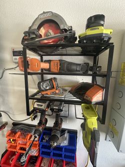 Tool storage unit -wall hung