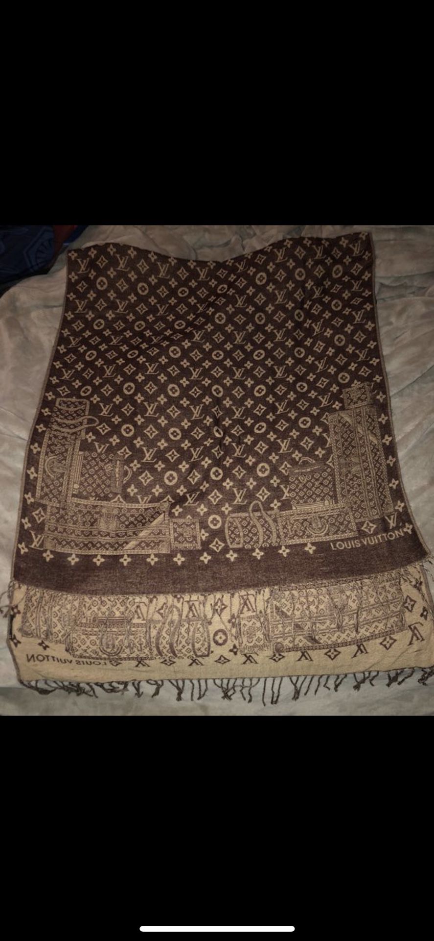 Authentic Louis Vuitton scarf or shawl retail $600