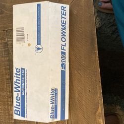 Blue-White Flowmeter for 1-1/2" PVC Pipe, Horizontal Installation