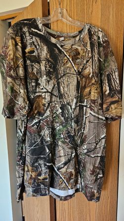 New,  Apparel (3×) short sleeve Camouflage shirt, firm.