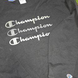 Womans Champion Sweater Size M