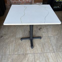 Quartz Table 