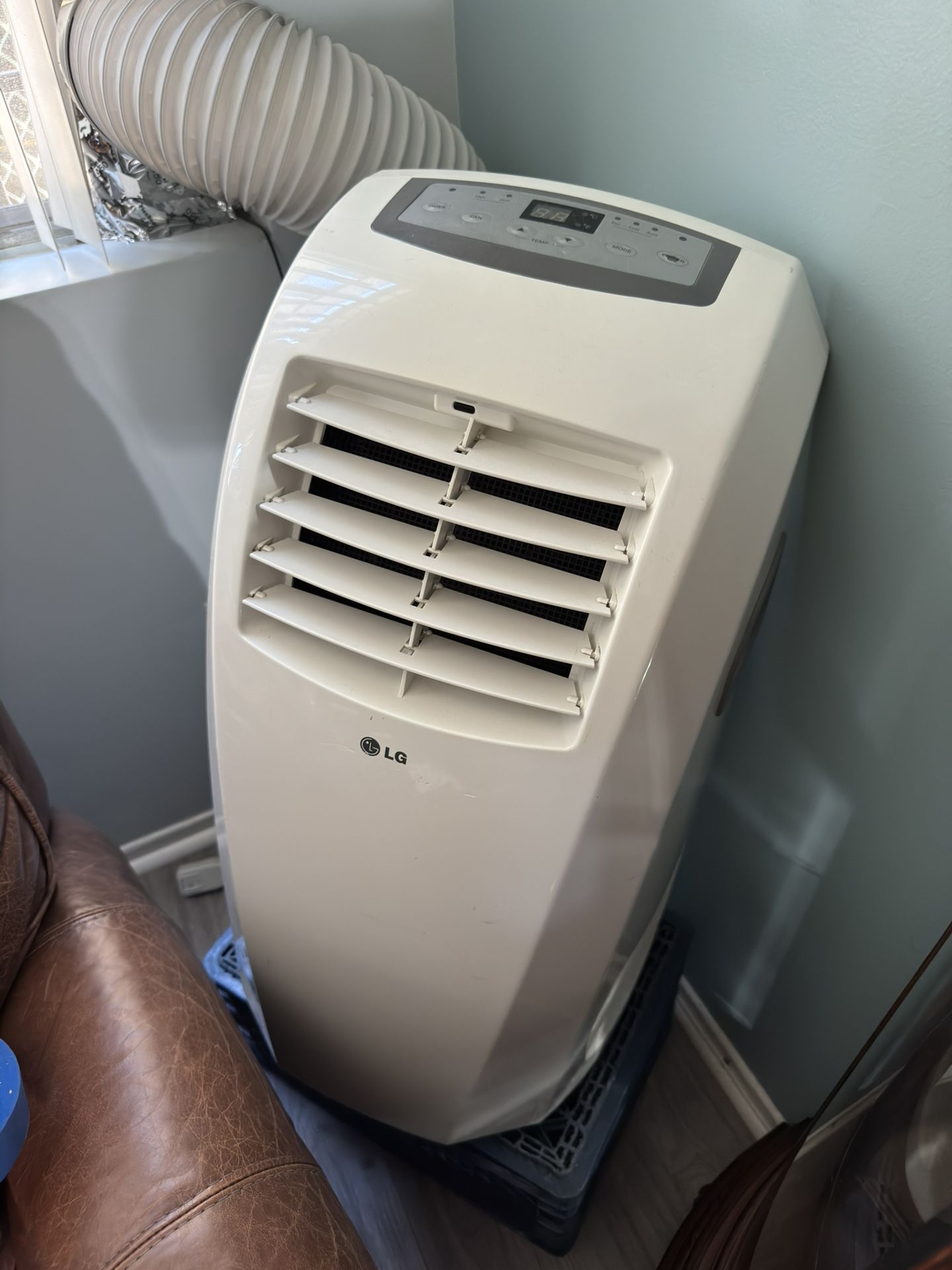 LG Portable Window AC
