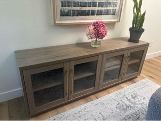 Side board