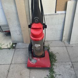 Dirt Devil Vacuum