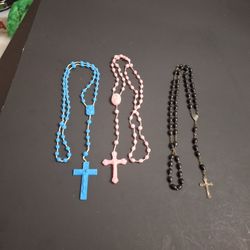 Rosaries Your Choice Of New Looking Blue & Pink In Plastic Or A Vintage Rosary FREE