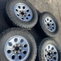 LT285/70/R17     Set Of 4     Silverado 6 Lugs 