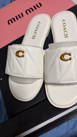 Zandalias coach