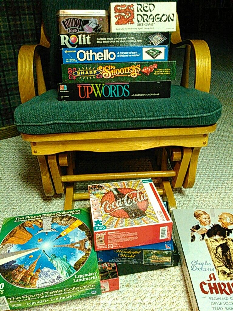 Board games and puzzles, bunco rolit Othello up words