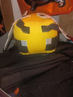 Minecraft Bee 🐝 Stuffy
