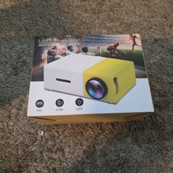 Portable mini projectors LED micro projector 1080P home party meeting theater projector Screen Mirroring Connect phones（Newest upgraded version ）
