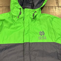 Notre Dame Mens Columbia Small Windbreaker