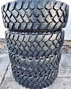 255/75/17 Firestone 📍📍 Selling a set of 4 tires with 80% tread life remaining 📍🌟