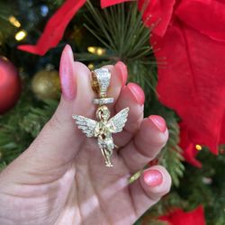 10k ÁNGEL CHARM 