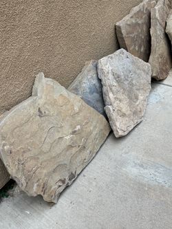 Stone walkway pavers