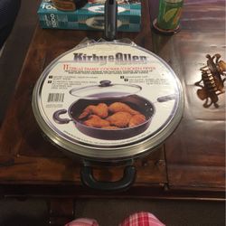 Never been Used! Kirby & Allen 11” Family Cooker / Chicken Fryer