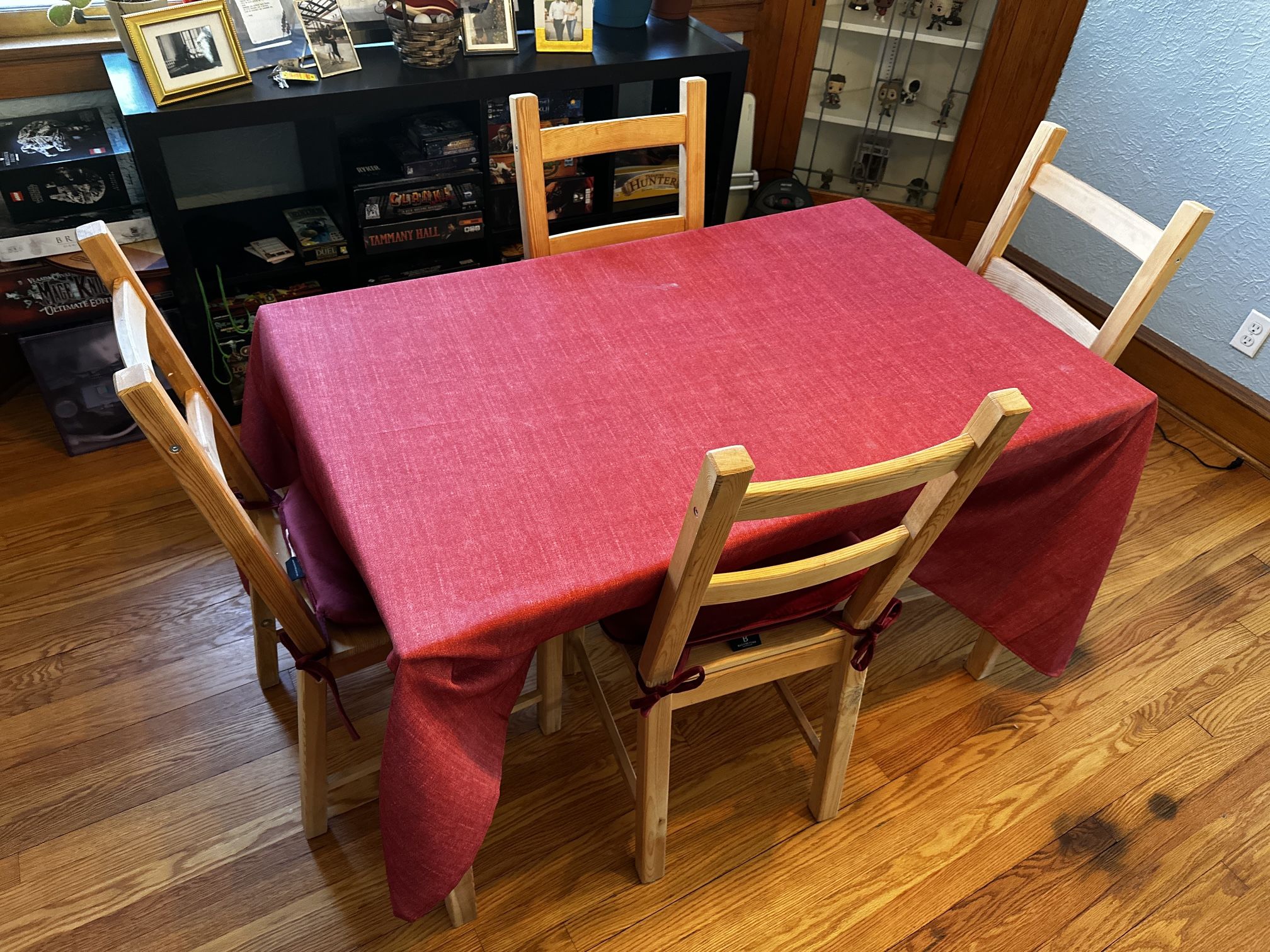 Ikea Dining Table And Chairs