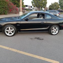 1998 Ford Mustang GT V8