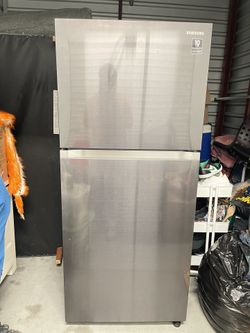 Fridge (SAMASUNG)