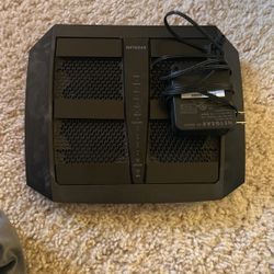 Netgear Tri-band WiFi Router