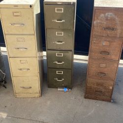 File Cabinets “Read Description”