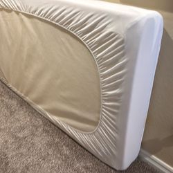 TWIN MATTRESS