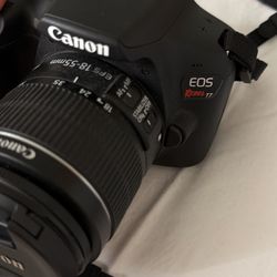 Canon Eos Rebel T7 