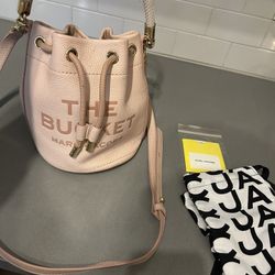 Marc Jacob Bucket Bag Pink