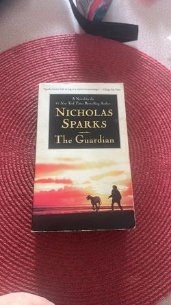The Guardian by Nicholas Sparks Paperback