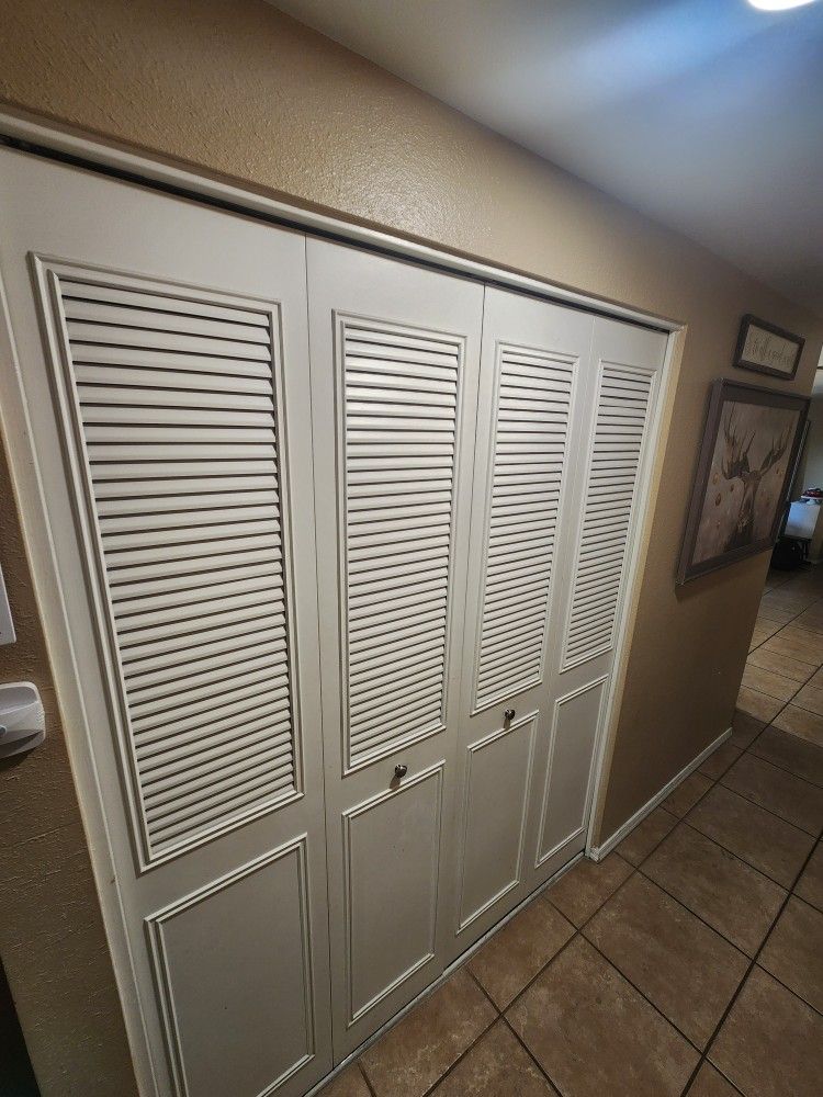 Closet Bi-folding Metal Doors